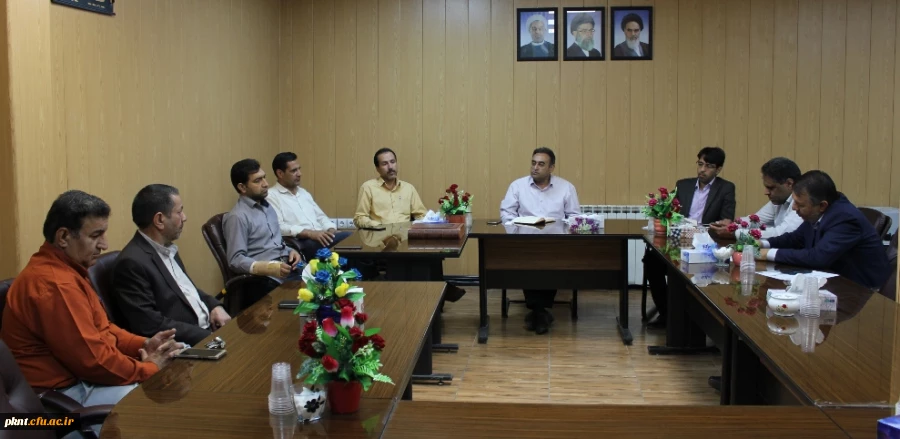 نشست مشترک رئیس و سرپرستان سراهای دانشجویی پردیس خواجه نصیرالدین طوسی