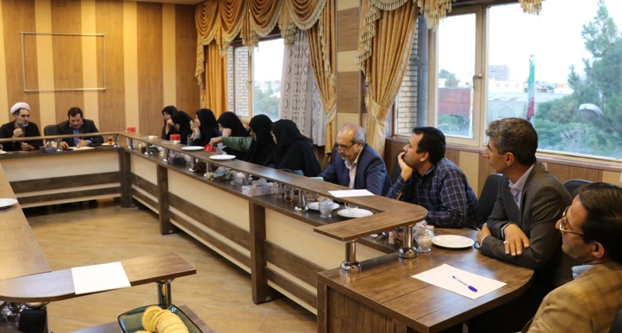 نشست صمیمی دکتر خاکی با اعضای هیأت علمی دانشگاه فرهنگیان استان کرمان