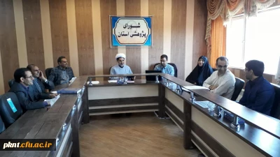 در بیست و نهمین جلسه شورای پژوهشی دانشگاه فرهنگیان کرمان از مسئولین کتابخانه های پردیس تجلیل شد.