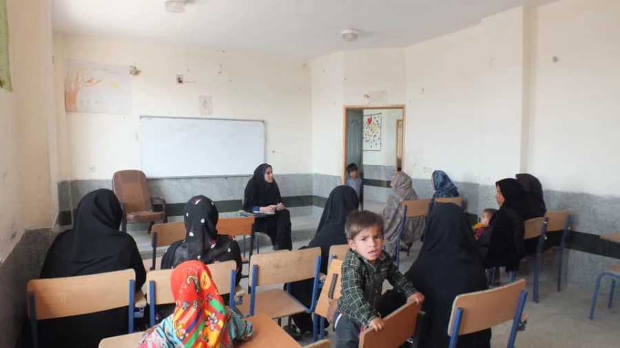 تلاش گروه جهادی شهید شهسواری بسیج دانشجویی دانشگاه فرهنگیان استان کرمان در منطقه زهکلوت رودبار جنوب به روایت تصویر