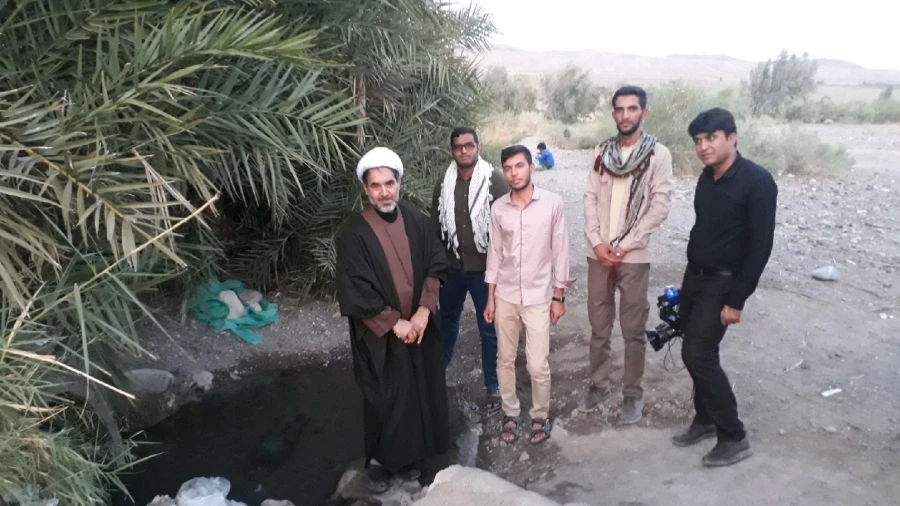 تلاش گروه جهادی شهید شهسواری بسیج دانشجویی دانشگاه فرهنگیان استان کرمان در منطقه زهکلوت رودبار جنوب به روایت تصویر