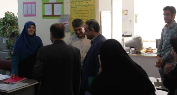 بازدید دکتر صابری سرپرست پردیس خواجه نصیرالدین طوسی از مدارس مجری طرح کارورزی 3