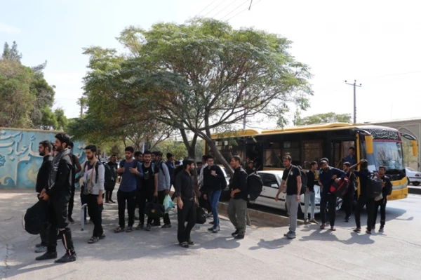 استقبال از دانشجومعلمان زائر پیاده روی اربعین حسینی در دانشگاه فرهنگیان کرمان 3