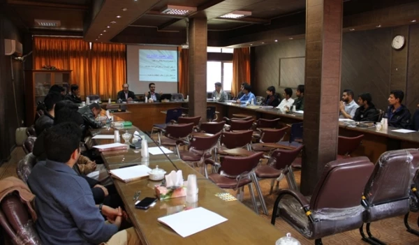 کارگاه مقاله نویسی ویژه دانشجومعلمان پردیس خواجه نصیرالدین طوسی دانشگاه فرهنگیان کرمان برگزار گردید. 2