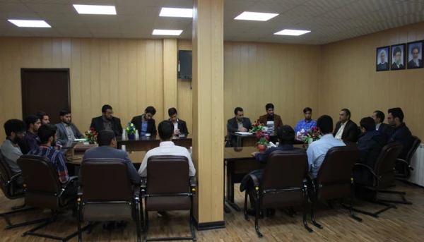 نشست صمیمانه با دبیران و مسئولان کانون های فرهنگی، انجمن های علمی و تشکل های دانشجویی