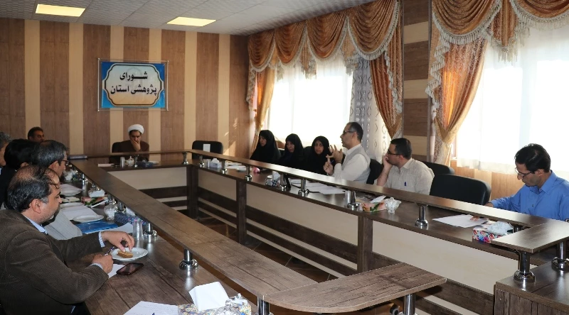 سی و دومین جلسه شورای پژوهشی و اولین جلسه هماهنگی کمیته های مراسم هفته پژوهش دانشگاه فرهنگیان کرمان 3