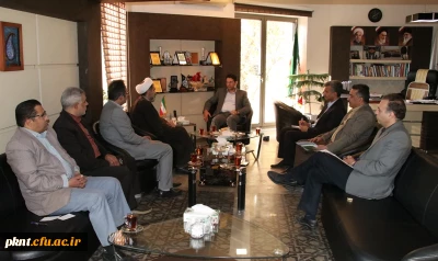 رئیس سازمان مدیریت و برنامه ریزی استان کرمان: هزینه نمودن در دانشگاه فرهنگیان سرمایه ایست برای آینده کشور