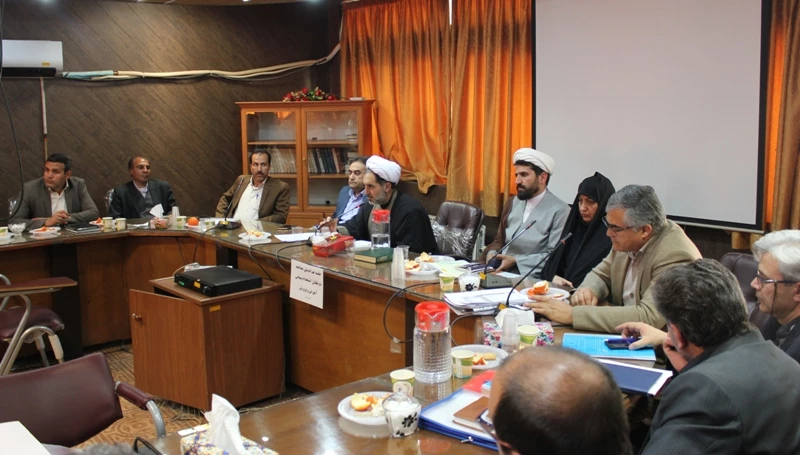 نشست هم اندیشی مصاحبه گران و عوامل اجرایی مصاحبه آزمون استخدام پیمانی آموزش و پرورش در سال ۹۸ 3