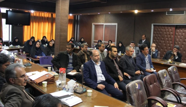 نشست هم اندیشی مصاحبه گران و عوامل اجرایی مصاحبه آزمون استخدام پیمانی آموزش و پرورش در سال ۹۸ 6